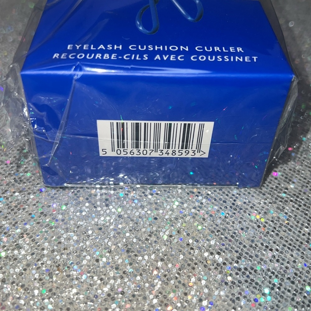 💙🆕💙 Eyeko London Eyelash Cushion Curler ~ FREE gift with $25+ bundle - Picture 3 of 4